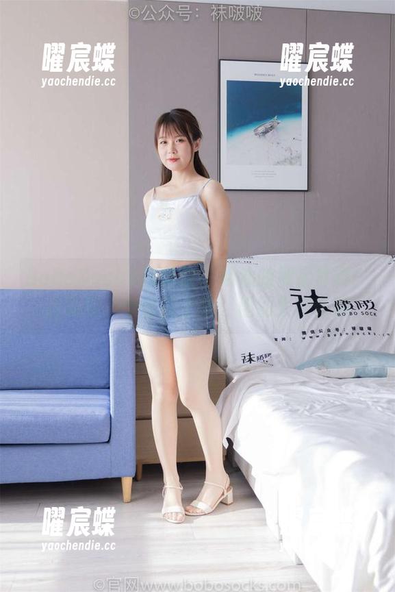BoBoSocks袜啵啵 - 奶油的裸足写真：花絮版，十分会上瘾，但别太好奇哦