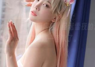 看了Dami(퀸다미)最新图库后，圣诞雪夜的浪漫我大概要把它写成一首歌了。