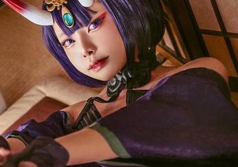 谁说围裙不能妩媚？Hachi小芭的NezukoApron写真图册让你重新定义“诱惑”！