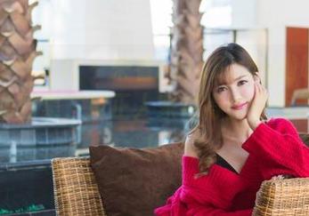 IMiss爱蜜社 – 来看LalaBaby啦啦的免费瑜伽图集，反正人家练得比你我都轻松！
