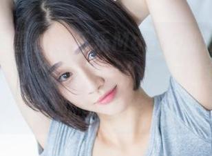 IMiss爱蜜社 – 乐乐Mango的短裙合集简直是我的“短裙人生”，不过我特别佩服她的搭配能力。