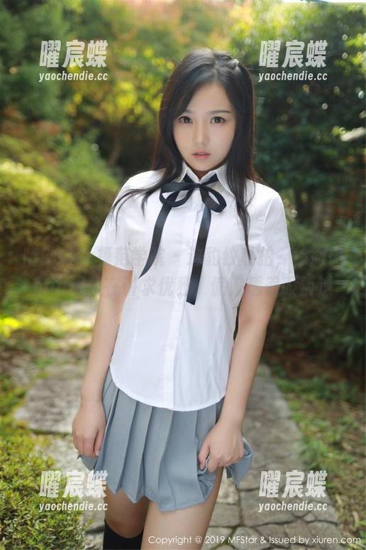 MFStar模范学院-徐微微mia MFStar模范学院 - 这豹纹私拍,徐微微mia明明在讲求优雅,偏偏透着股叛逆
