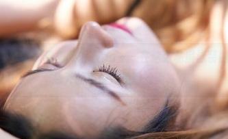MiiTao蜜桃社 – 看桃乃香Tina——在这张私房泳装的照片中，意外的不仅仅是她的美。