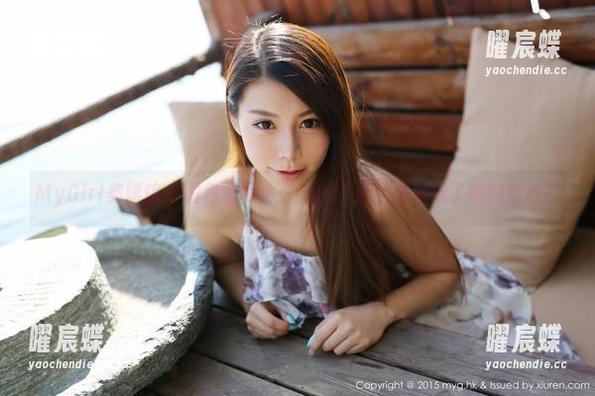 MyGirl美媛馆 - 图包里的小夕juju，教室竟然成了她的舞台？