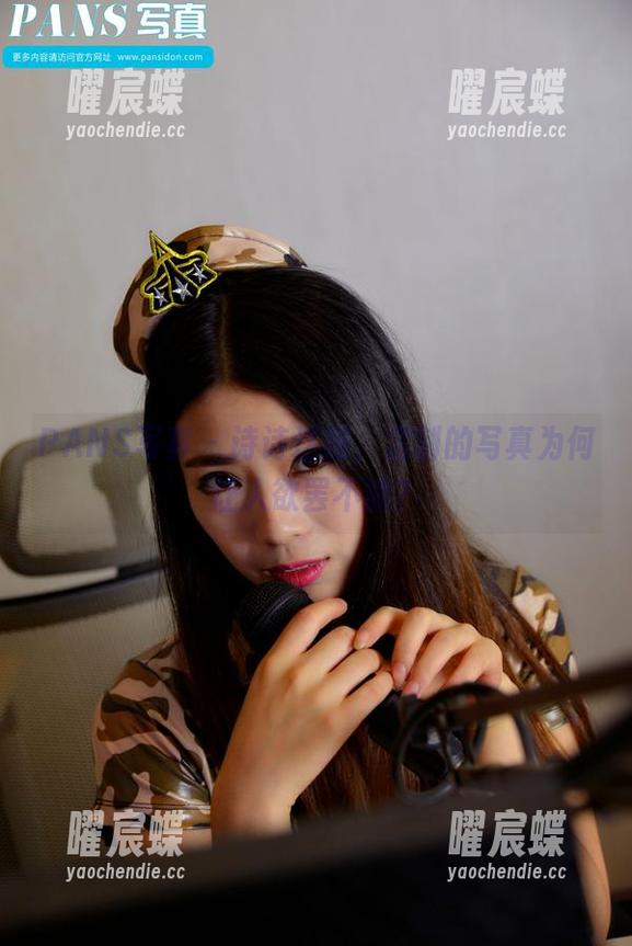 PANS写真 - 诗诗这腿，定制的写真为何让人欲罢不能？