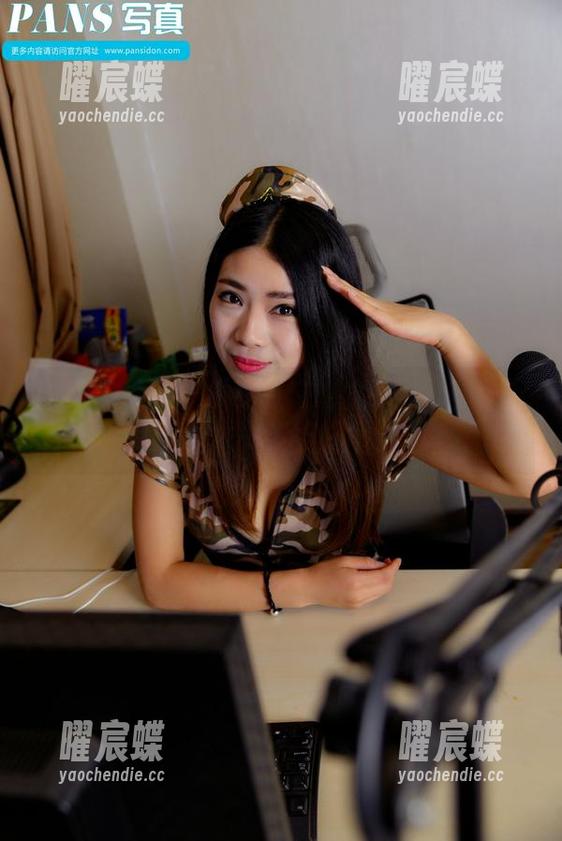 PANS写真 - 发现雅文的水手服套图，下载后也想带着去海边散步！