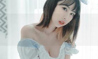 Uhye(이유혜)最新开启吊带季，图包里藏着多少惊喜？
