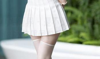 XIAOYU语画界 – 是不是有点过分？绯月樱这校服图包又撩又可爱