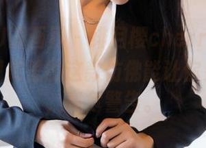 XIAOYU语画界 – 绯月樱cherry的和服作品？图库里的这款仿佛能让你灵魂出窍，高危警告。