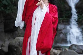 Xiuren秀人网 – 修女合集：看乔一一如何让人想“忏悔”