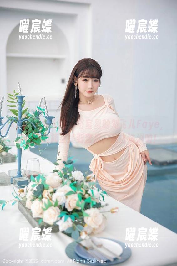 Xiuren秀人网 - 浴室里的刘飞儿Faye，定制图片简直美到窒息，想去洗澡啦！