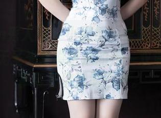 Xiuren秀人网 – 小剧情！徐莉芝Booty的美足无圣光写真讲述的是一双温柔的脚掌带着你漫游四方。