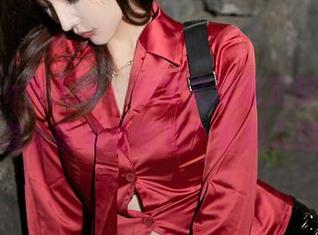 Xiuren秀人网 – 林文文这组定制写真，体操服怎么能如此惊艳？看得人想多些。