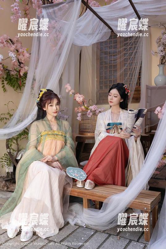 Xiuren秀人网 - 王俪丁呀的水手服：定制款，这种设计也太“亲民”了吧