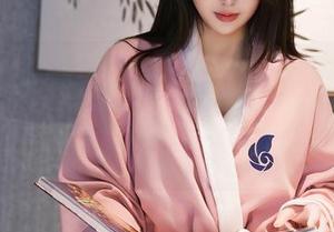 Xiuren秀人网 – 糯美子mini的裸足道歉信——最新图包，不是我不想穿鞋，实在是太美了！