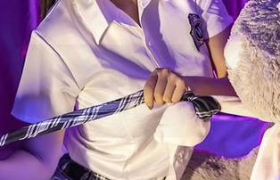 YouMi尤蜜荟 – 费若拉与白色的邂逅，如何通过下载一探究竟。