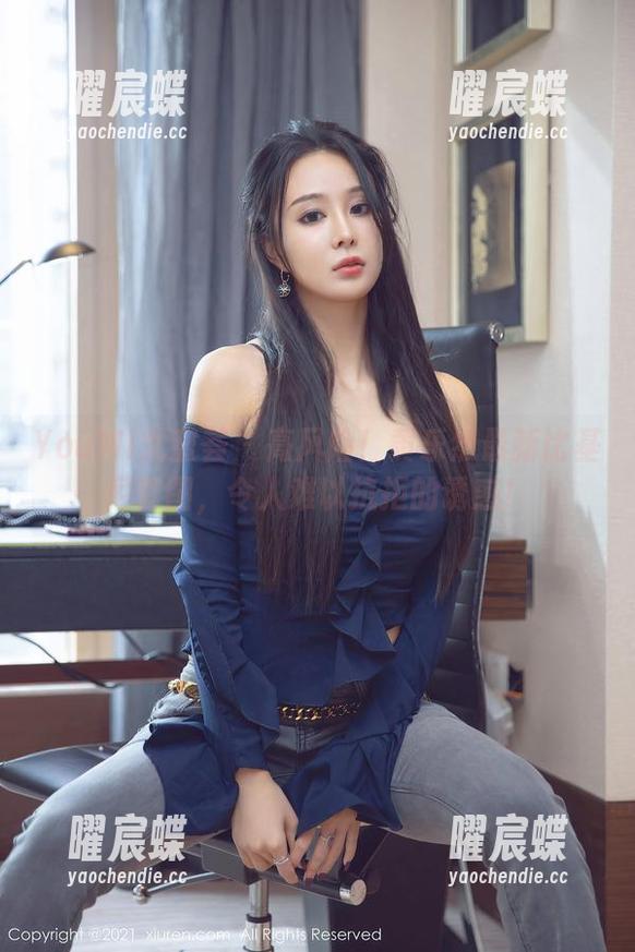 YouMi尤蜜荟 - 高风险！黄乐然最新比基尼套图，令人难以抗拒的诱惑！