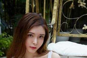 YouWu尤物馆 – 最新“小探戈”图包发布，女孩们的姿态让我想多了…
