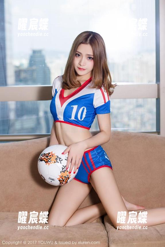 YouWu尤物馆 - 陈怡曼coco的校服不仅是怀旧，原图里还有点羞羞！