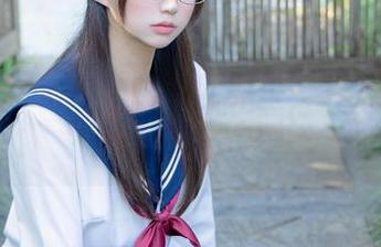 在nagesa魔物喵的世界里，艾米莉亚也是种作品灵魂