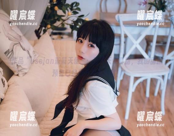 作品“usejan蓝蓝天使”：这只天使真甜，我的甜腻预警已经提升到最高层！