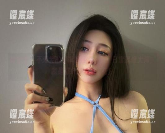 微密圈 - 不爱笑的赛琳的日常合集：日常就像大海，我是那抹轻松的浪花！