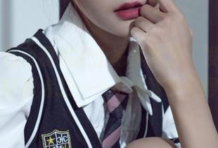 丽柜 – 在甜甜的护士写真集里，发现如何被疾病治愈——资源随手可得！