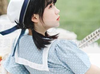 “依依超级懒冬季女友”图包，我快淹没在美照里了！神速更新可以不？