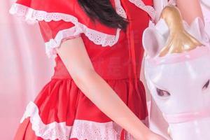 头条女神 – 郭婉婷的水手服写真——在海浪里，我只想说她就是个气质的水手结婚对象