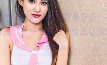 头条女神 – 陈怡曼粉色写真分析：在这一组照片里，原图透露出一丝想让我做梦的迷之气氛！