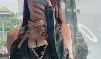 微密圈 – 小玉吃果冻的女神范，原图看得我浮想联翩！