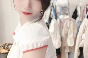 微密圈 – 小玉吃果冻携手兔女郎角色，无圣光合集，逗趣与美丽的冲突，谁会赢？