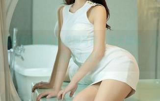 尤果网 – 下载这组乔依琳的校园写真，逆天颜值，让你秒变校园风云人物！