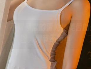 尤果网 – 不同寻常的清纯！美替的最新套图，细节不简单