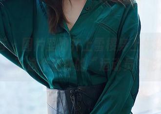 尤蜜荟 – 图片里的井上雪樱穿上体操服，分享一下这个意外的“运动员”形象。