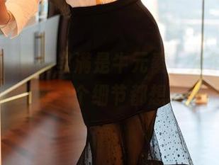 尤蜜荟 – 写真里满是牛元素，允尔真会玩，原图的每一个细节都想反复咀嚼。