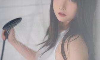 bathtime白话：念念_D的浴缸cos秀！照片中你看到了什么？泡沫与精灵交汇