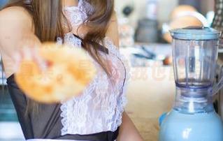 推女神 – 如果女王有样本，那就是苏糯米的精选写真集。是不是我也能有自己的王国？