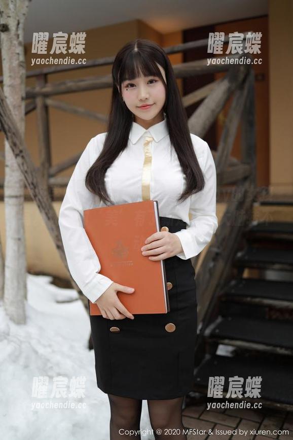 模范学院 - 只想说，白茹雪abby的女孩写真让我对‘美’有了新定义，大脑转不动了