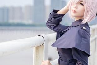 爱老师phd的玛修YD女仆cos，谁让你们在线上都是女王呢？