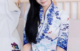 物恋传媒 – 美图里的elise，偏偏选择在雨中与青山对话。