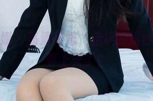 物恋传媒 – 高清花嫁，佳琪的婚纱秀好像要上天了？
