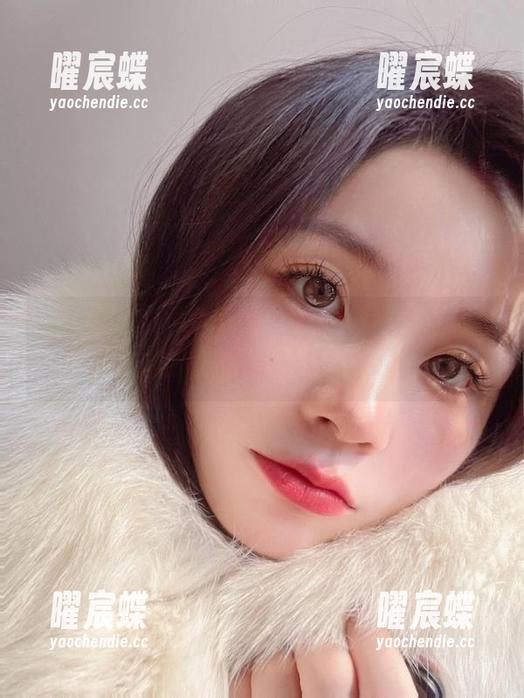 微密圈 - 高清原图：禅雨儿Lynne，这女孩真能适合做墙头草呢，随风摇摆！