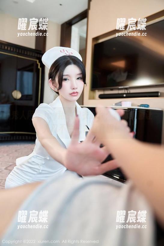 秀人网 - icy猪的内衣时代：最新美图让人忍不住想多看几眼！