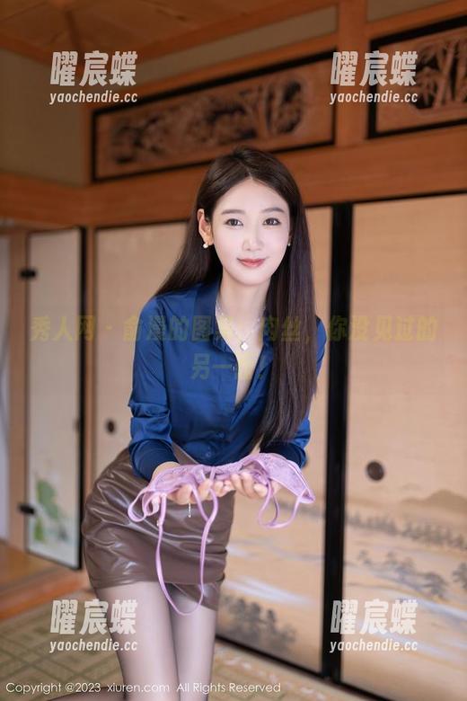 秀人网 - 俞漫的图集：肉丝，你没见过的另一面！