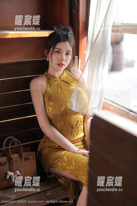 秀人网 - 看玄子的吊带私拍结果让我困惑，套图中的她究竟要表达什么？
