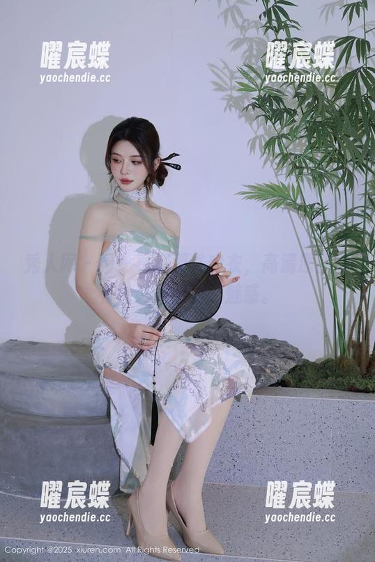 秀人网 - 看！葛征那件内衣，高清原图中有种说不出来的魅惑。