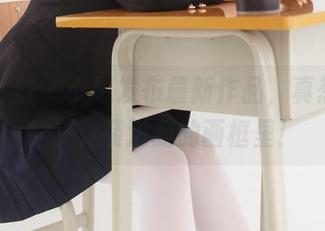 紧急企划 – 小恩发布最新作品，真想把她的美足装进我的画框里！