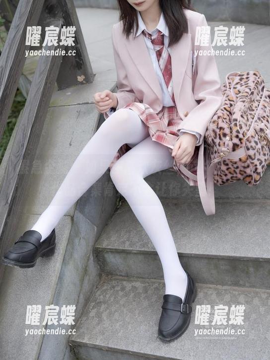 紧急企划-见希w 紧急企划 - 如果你喜欢灰丝,这个见希w作品合集肯定不会让你失望!