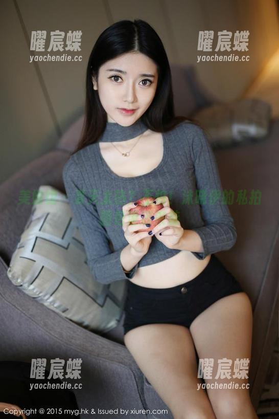 美媛馆 - 夏天太热？不怕！沫晓伊的私拍图包清凉来袭